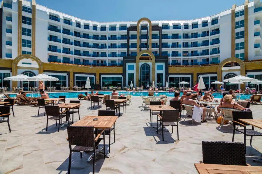 THE LUMOS DELUXE RESORT HOTEL & SPA  5*-1