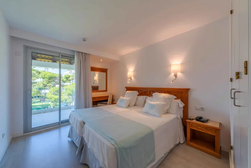Playa Esperanza Resort 4*-5