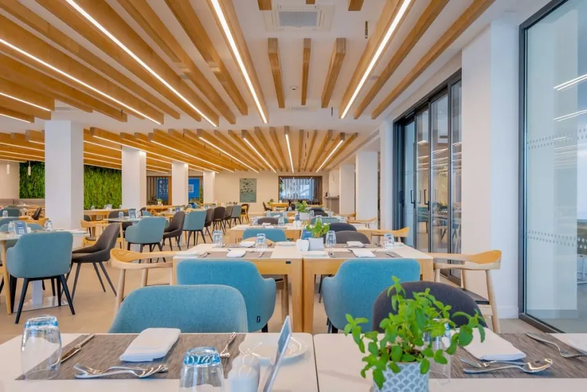 Radisson Beach Resort 5*-6