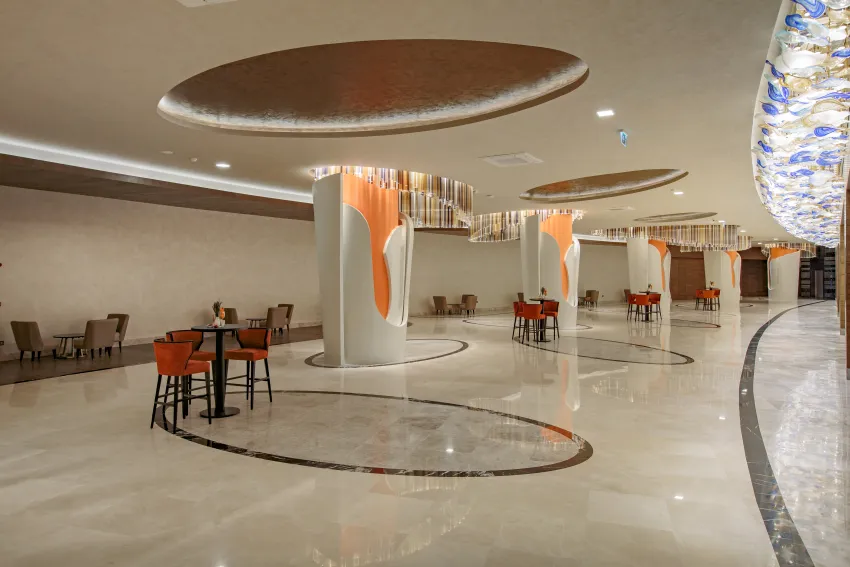 Royal Seginus 5*-104