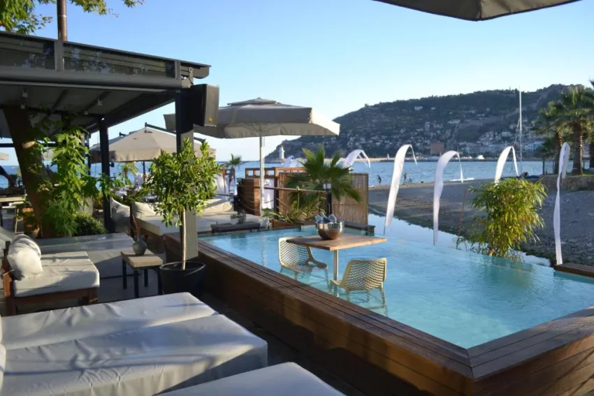 EN VIE BEACH BOUTIQUE HOTEL (ADULT ONLY+16)  3*-13