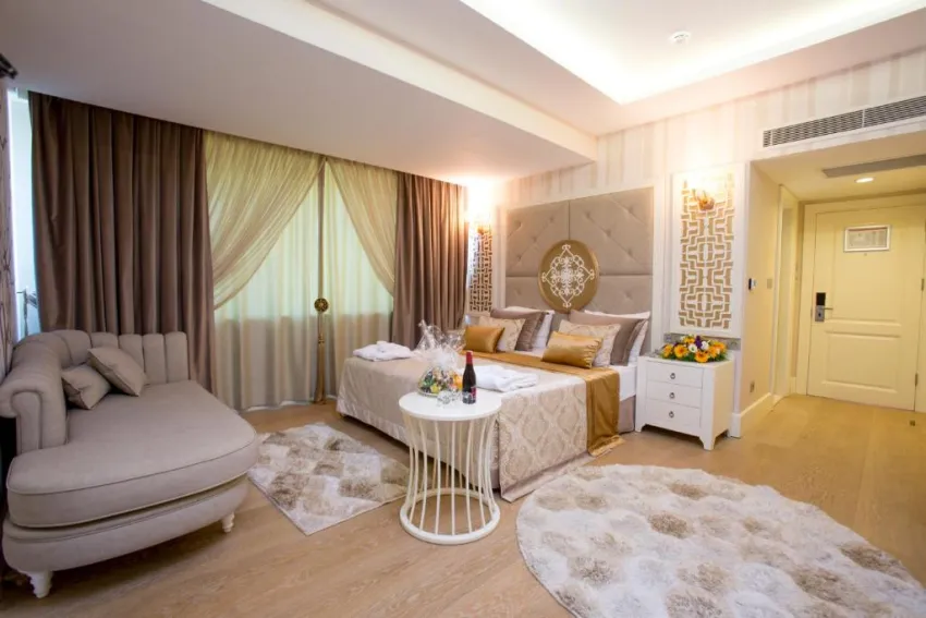 FAME RESIDENCE KEMER & SPA  5*-42