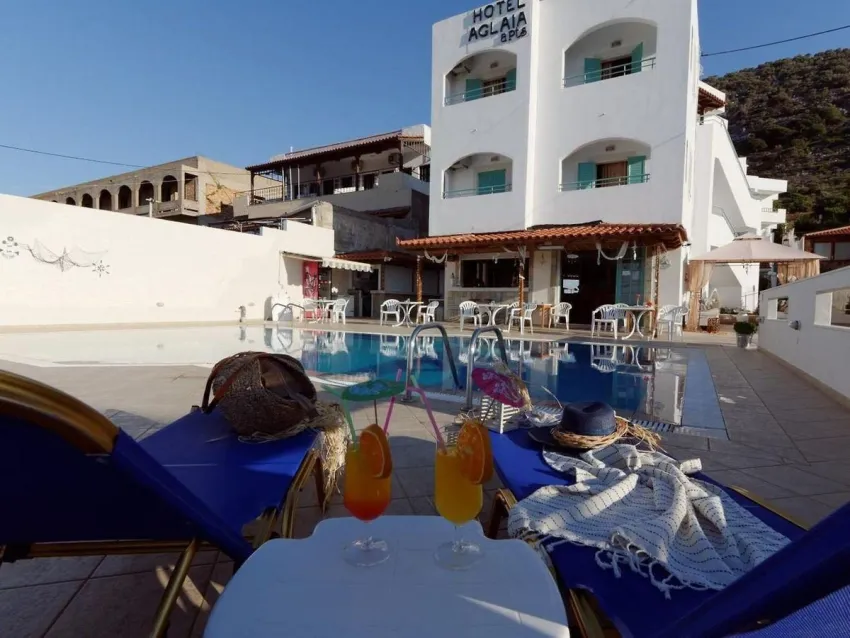 Aglaia Apartments 2*-6