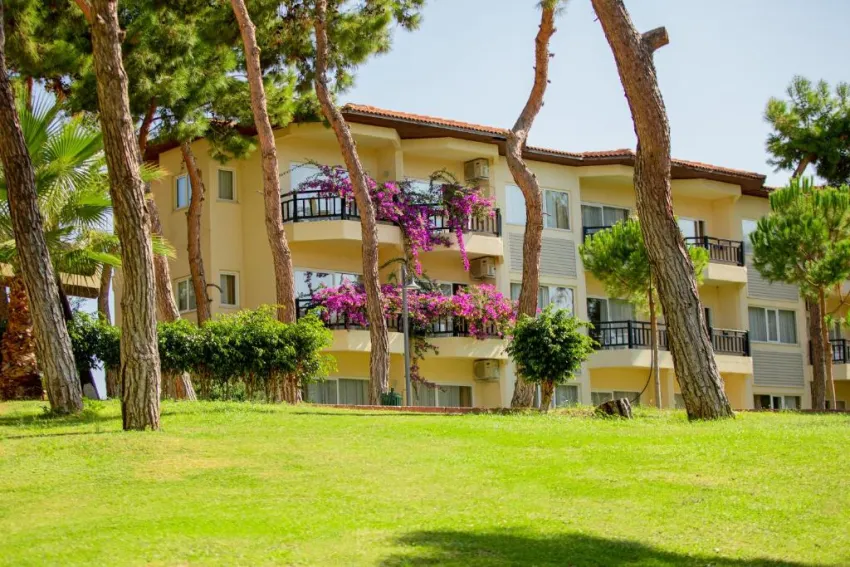 JUSTINIANO CLUB PARK CONTI  5*-21