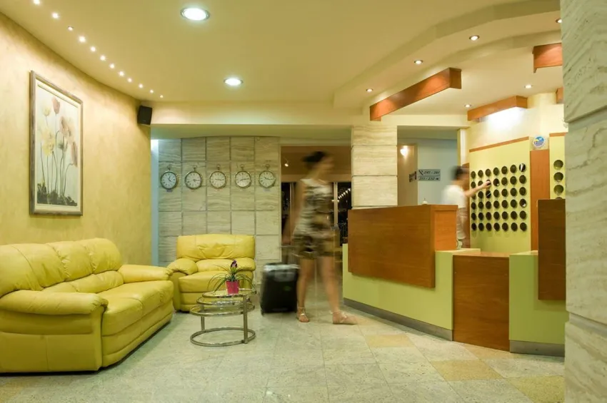 Axos Hotel Apartments 3*-4