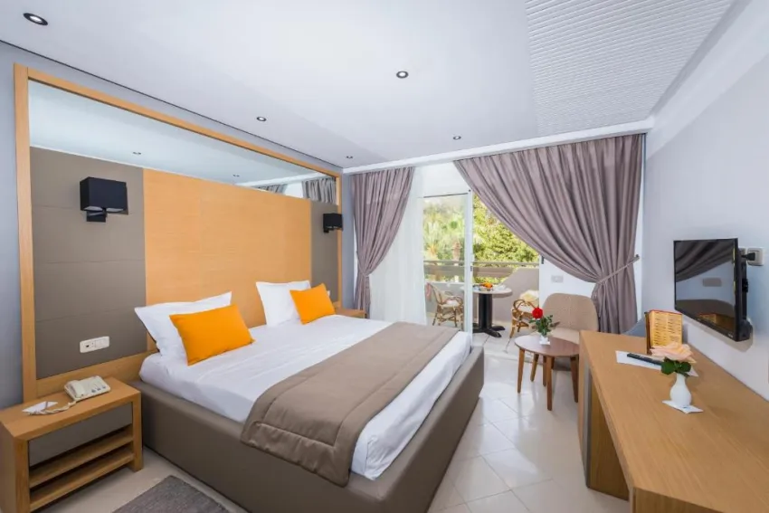 ABOU SOFIANE HOTEL & AQUAPARK  4*-4