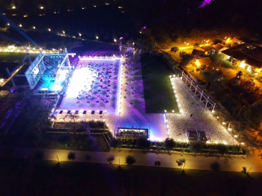 NOAH'S ARK DELUXE HOTEL & SPA  5*-42