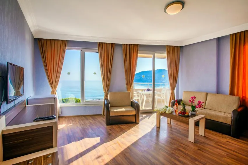 HAWAII SUIT BEACH HOTEL  3*-2