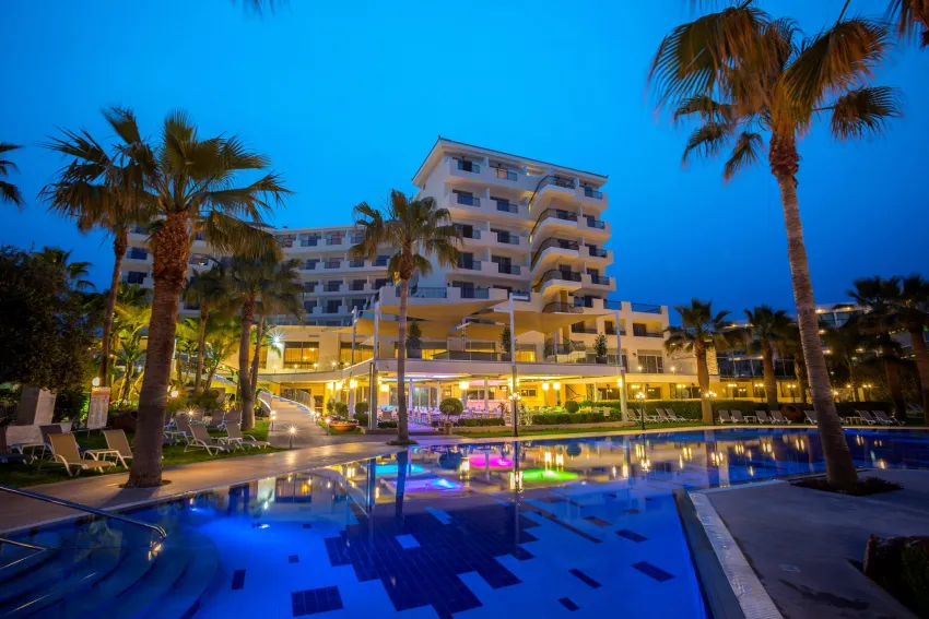 Aquamare Beach Hotel & Spa 4*-4