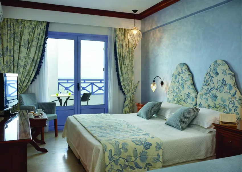 Serita Beach 5*-24