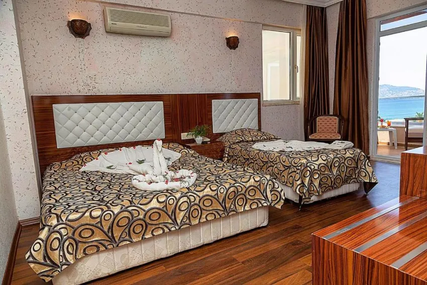 CLUB BAYAR HOTEL  3*-4