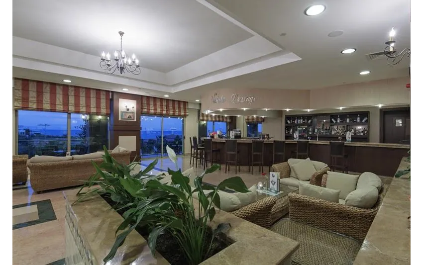 ALBA ROYAL HOTEL (ADULTS ONLY 16+)  5*-4