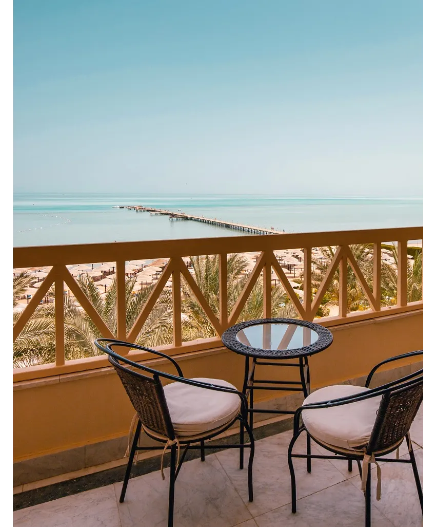 AMC ROYAL HOTEL & SPA  5*-9