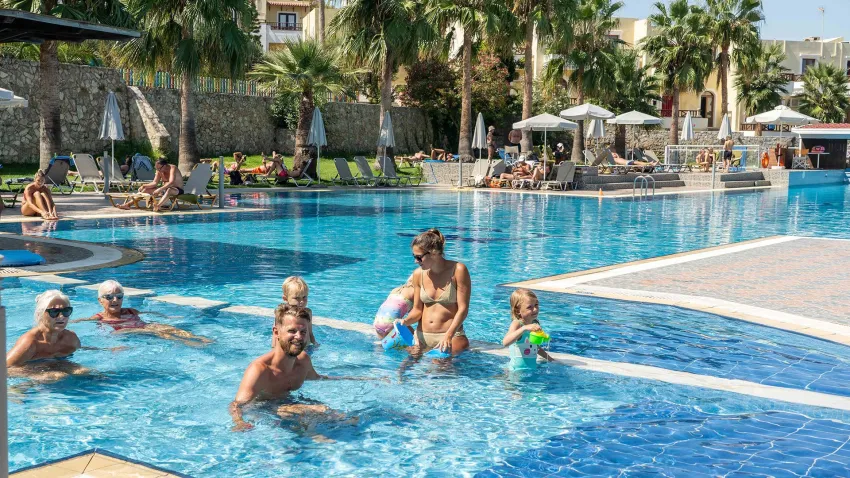 ALMYRIDA VILLAGE & WATERPARK (EX. ALMYRIDA BAY) 4*-4
