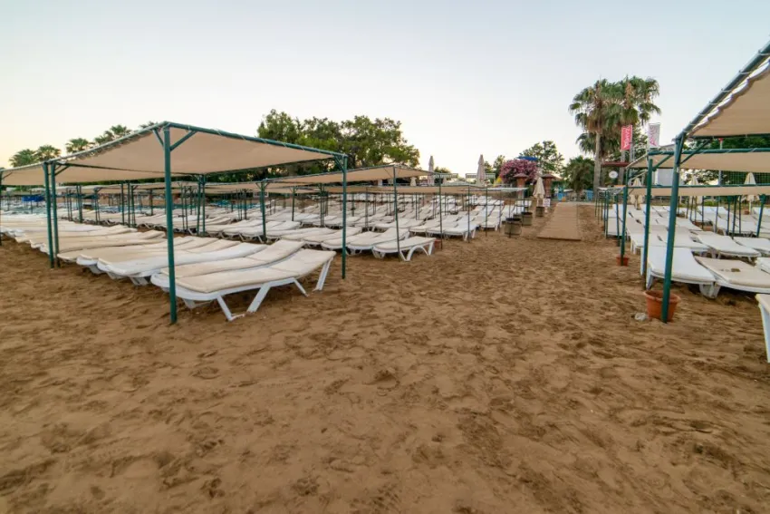 ARMAS GREEN FUGLA BEACH  4*-6