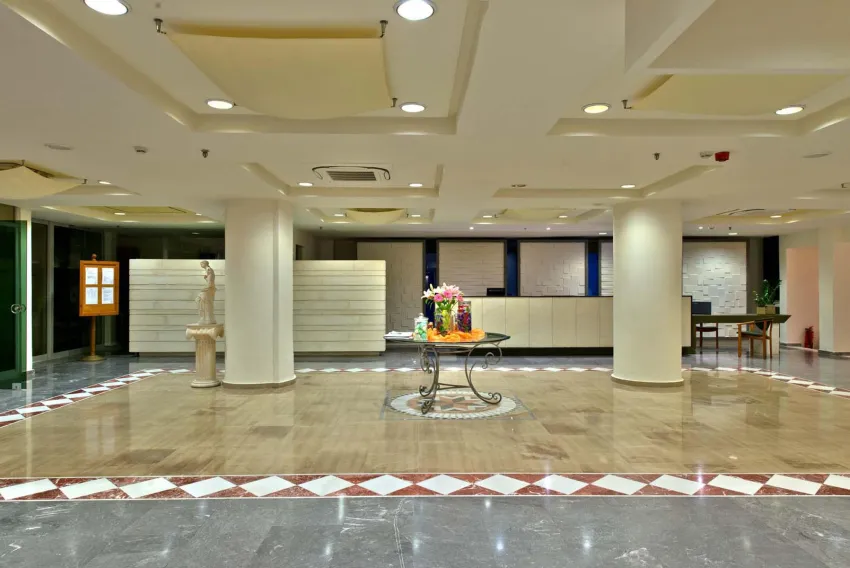Minos Hotel 4*-5