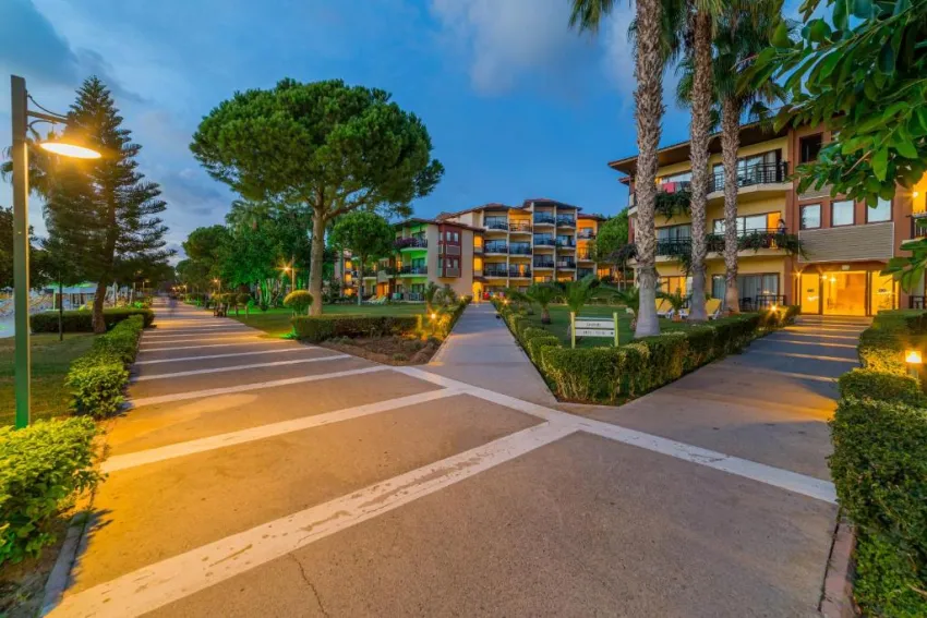 JUSTINIANO CLUB PARK CONTI  5*-18