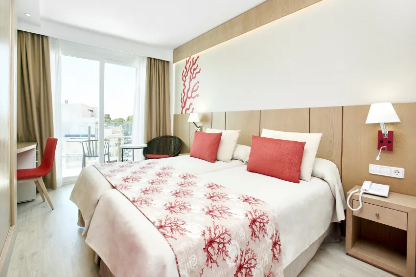 Universal Hotel Perla 4*-19