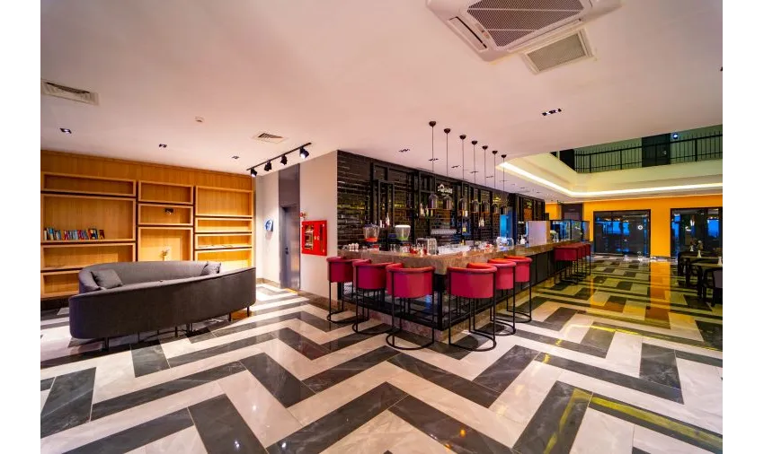 NOXINN DELUXE HOTEL  5*-5