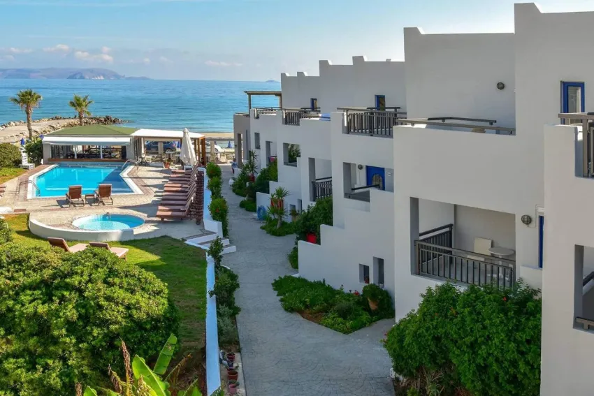 Yria Beach Hotel 4*-8