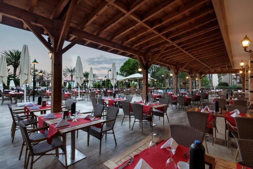 CRYSTAL TAT BEACH GOLF RESORT & SPA  5*-60