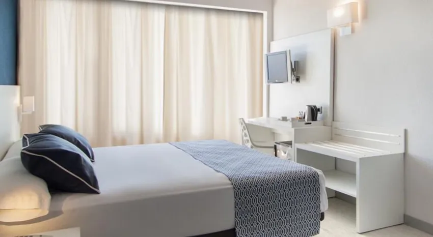 Catalonia Del Mar 4*-11