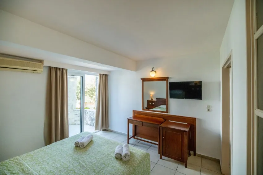 Semiramis Village Hotel 4*-10