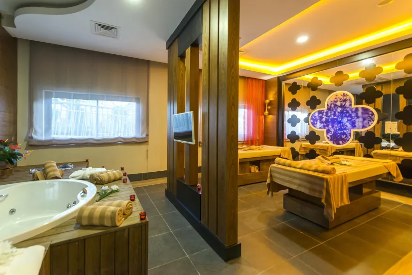 Diamond Premium Hotel & Spa 5*-6