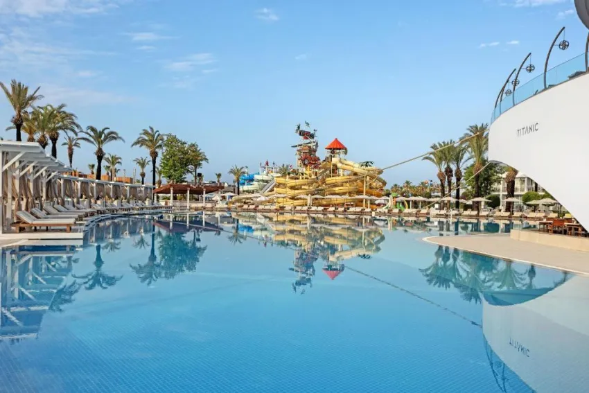 TITANIC DELUXE LARA  5*-30