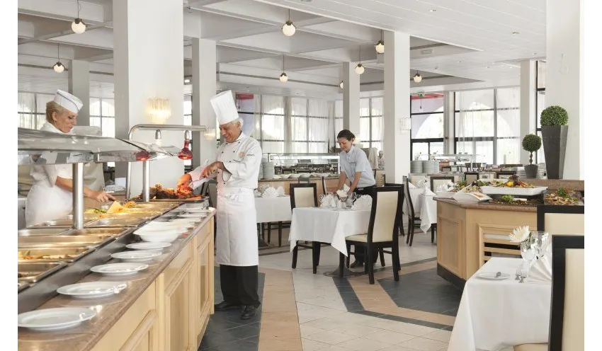 Louis Phaethon Beach 4*-16