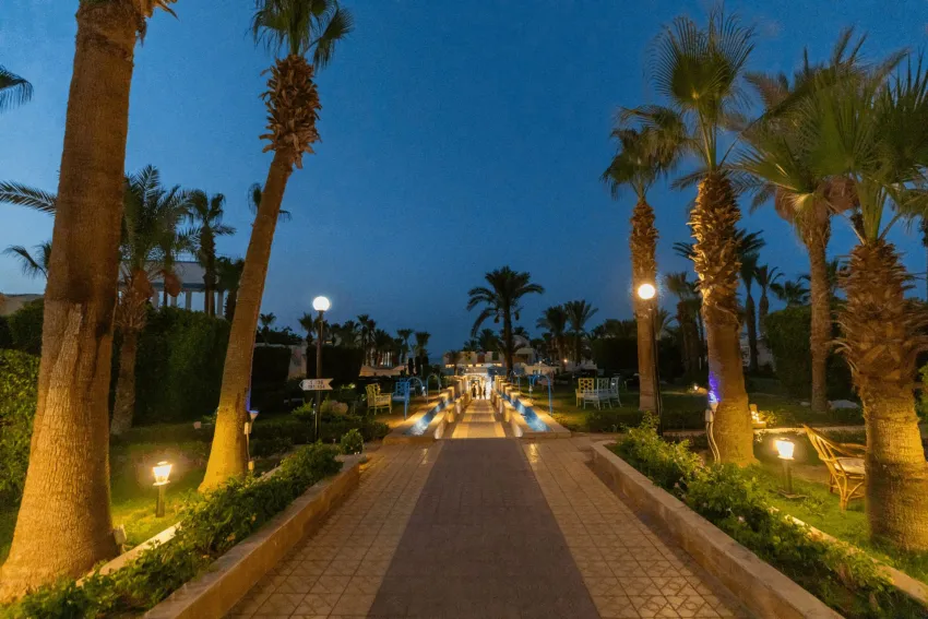 Royal Star Empire Beach Resort 3*-2