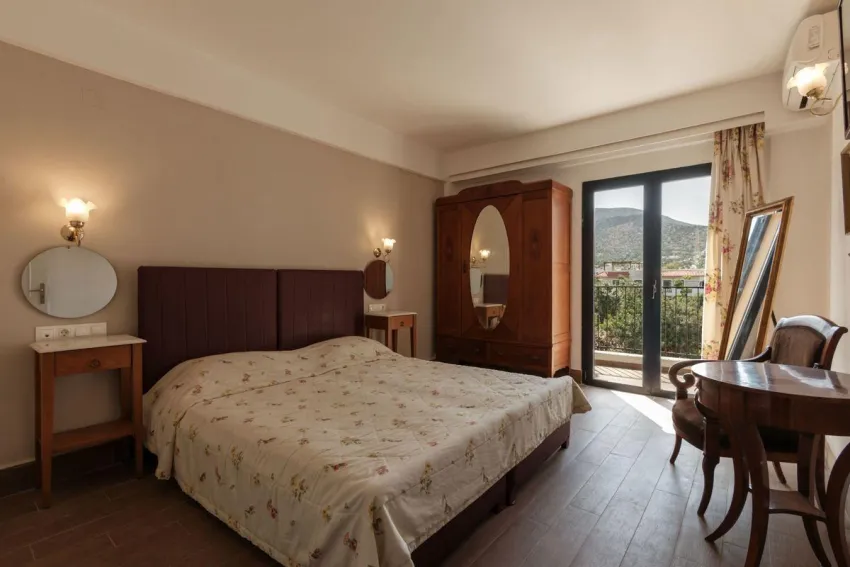 Nami Hotel & Suites 4*-48