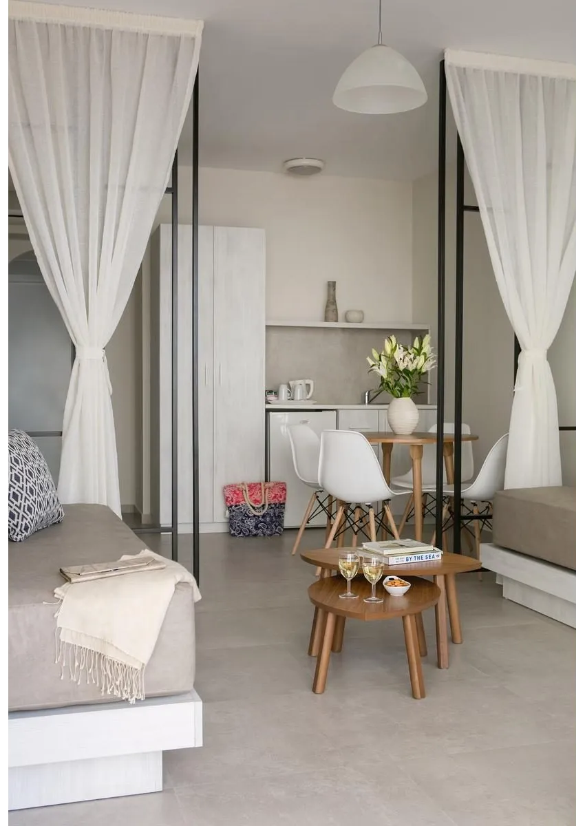 Louis Paphos Breeze 4*-10