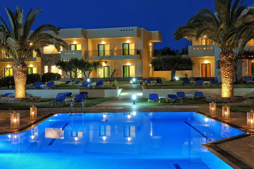 Kristalli Hotel Apartments 4*-6