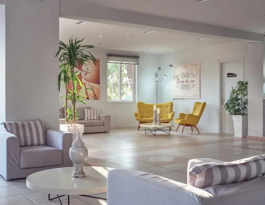 Koukounaria Hotel and Suites 4*-10