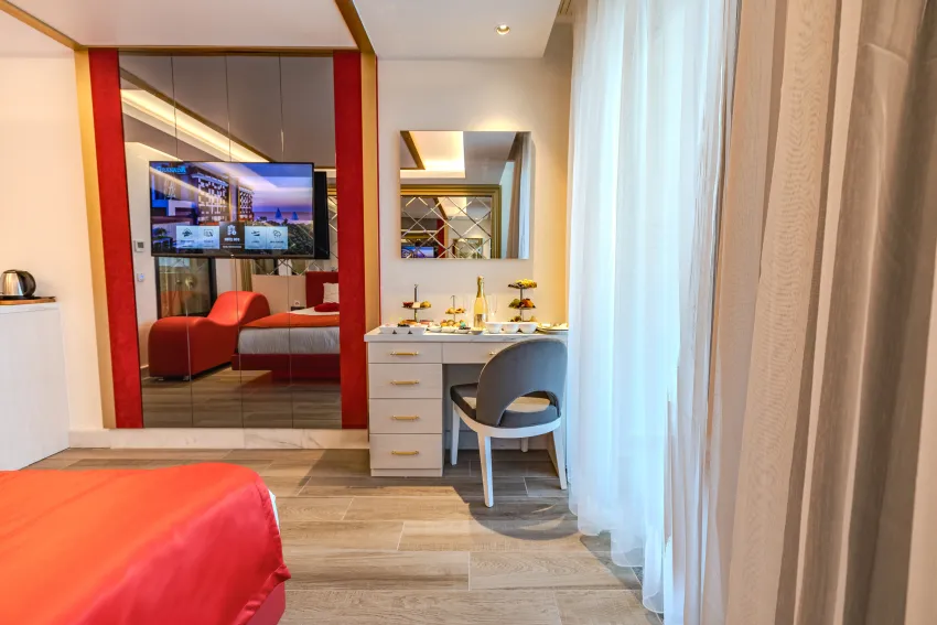 Granada Luxury Red (Adults Only 16+) 5*-29