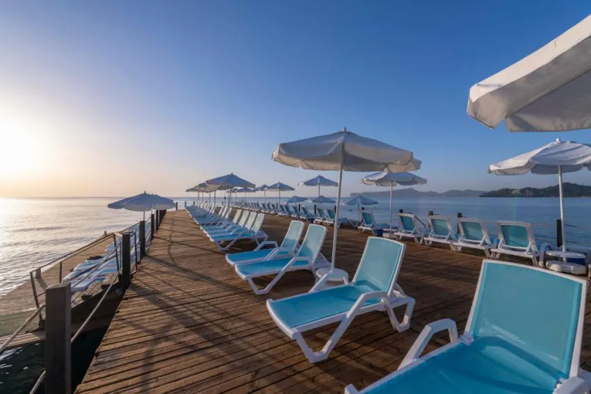 TRANSATLANTIK HOTEL & SPA  5*-27