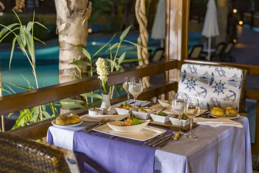 Royal Dragon Hotel 5*-55