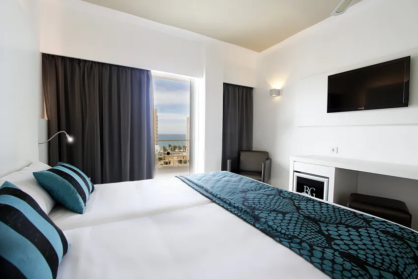 BG Caballero Hotel 4*-6