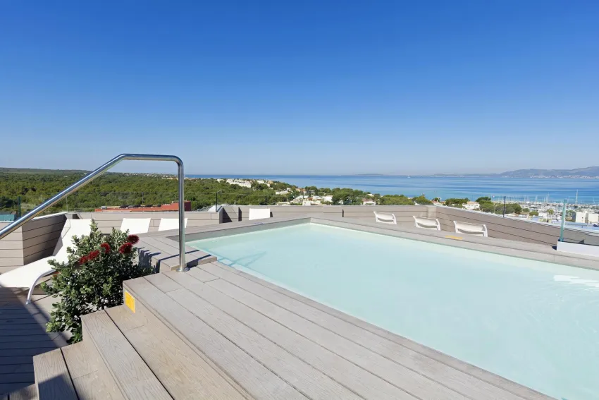 HSM Son Veri Adults Only 3*-6