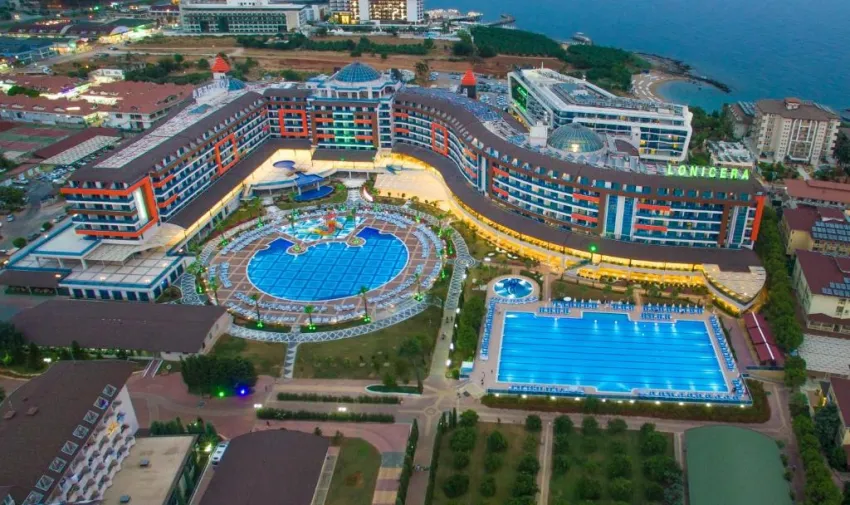 LONICERA RESORT & SPA HOTEL  4*-3