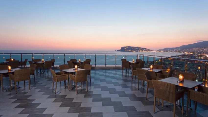 DIAMOND HILL RESORT  5*-15