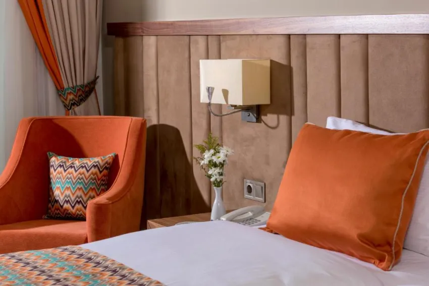SIDE ROYAL PALACE HOTEL & SPA  5*-11