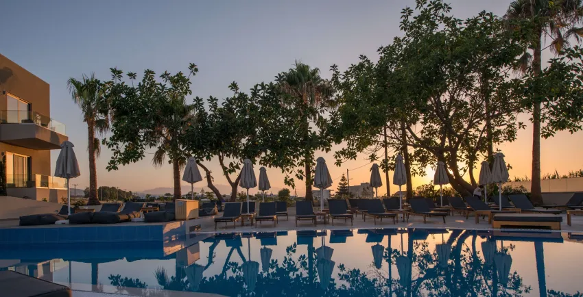 Imperial Palace (Adults only 16+) 4*-32