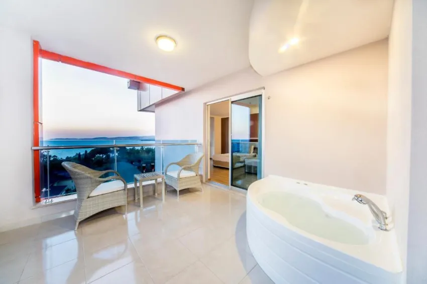 LONICERA RESORT & SPA HOTEL  4*-22