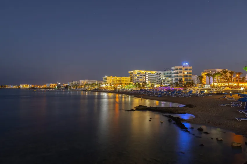 Vrissaki Beach Hotel 4*-5