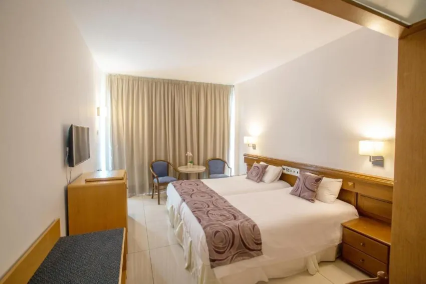 Tsokkos Beach Hotel 4*-9