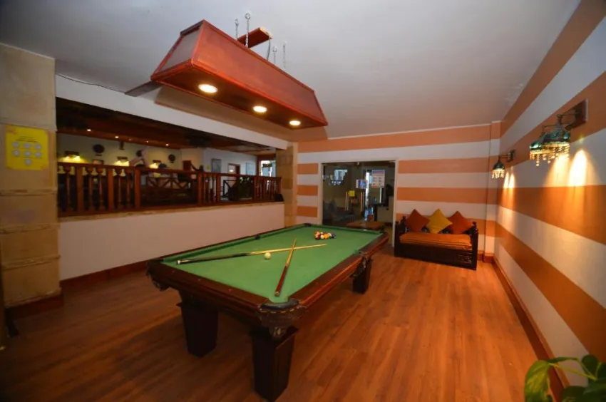 FALCON NAAMA STAR  3*-35