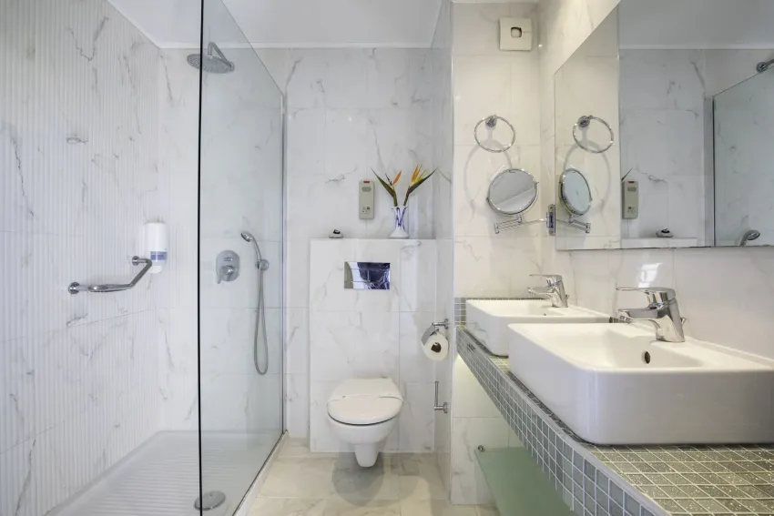 Kolymbia Bay Art - Adults Only 4*-5