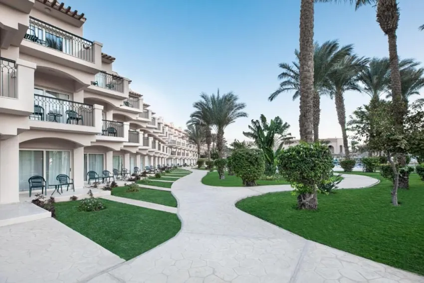 V BEACH RESORT SAHL HASHEESH (EX. PYRAMISA SAHL HASHEESH)  5*-15